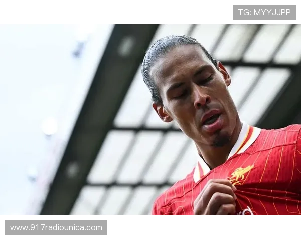 切尔西应全力引进范戴克打造防线