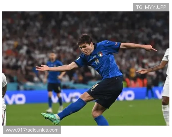 英格兰门将拳击球迷逃罚引发争议 英格兰门将拳击球迷逃罚引发争议